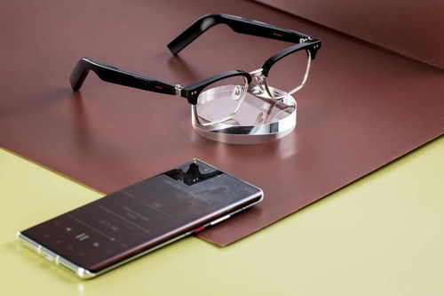 華為Eyewear II智能眼鏡 當(dāng)經(jīng)典時(shí)尚邂逅前沿科技